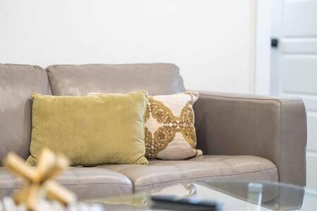 The Warhol - Pet-Friendly Apartment Bentonville Dış mekan fotoğraf