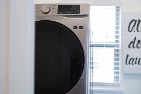 The Warhol - Pet-Friendly Apartment Bentonville Dış mekan fotoğraf
