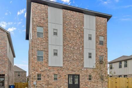 The Warhol - Pet-Friendly Apartment Bentonville Dış mekan fotoğraf